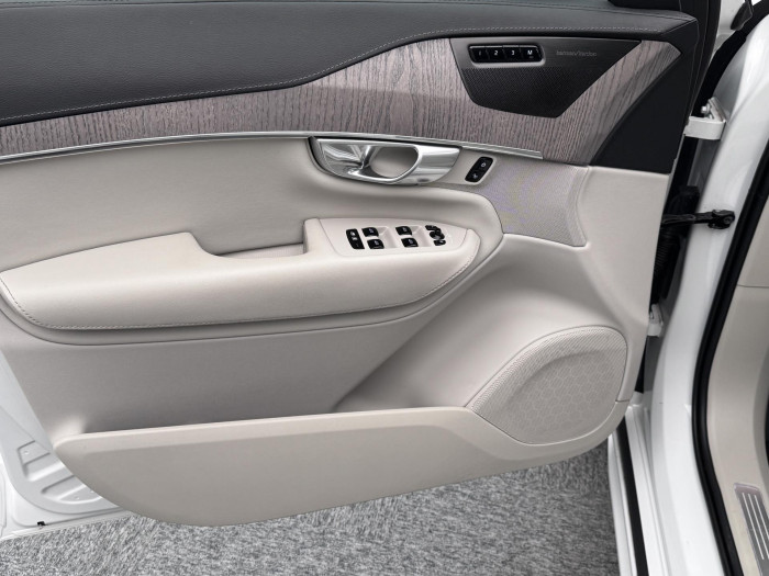 Volvo XC90 B6 AWD PLUS DARK CZ 1.maj