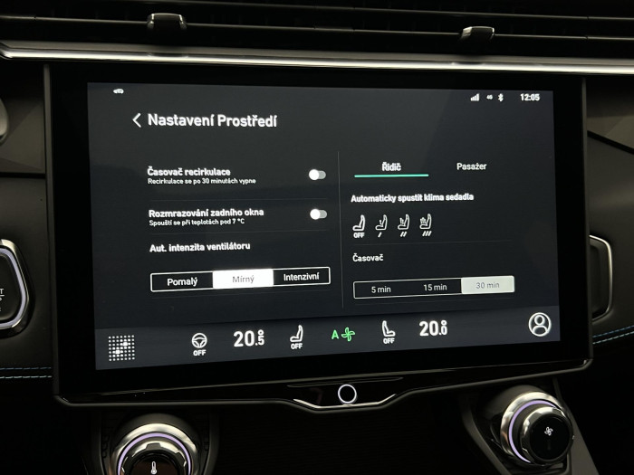 Lynk & Co 01 PHEV DCT AUT 1.maj.