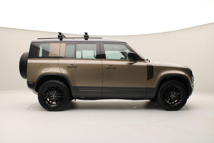 Land Rover Defender D250 AWD SE AUT CZ 3.0 d SE