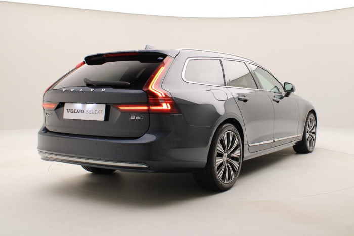 Volvo V90 B6 AWD ULTIMATE AUT CZ 1.maj