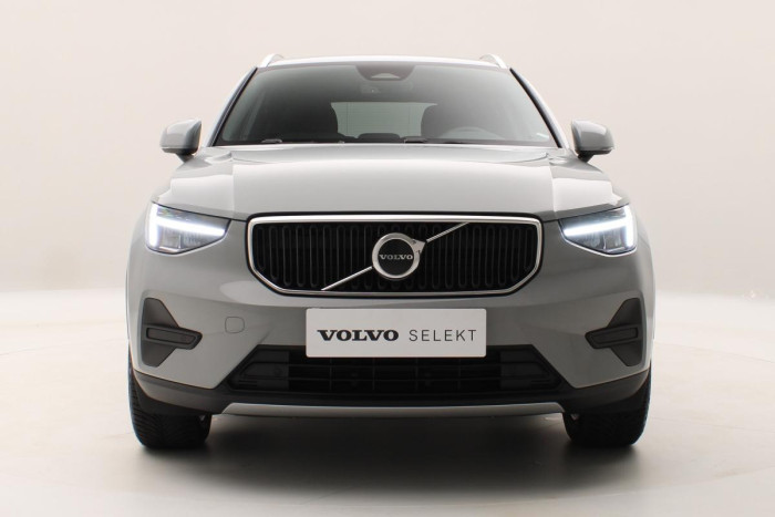 Volvo XC40 B4 PLUS CZ REZERVACE