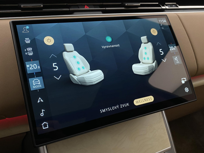 Land Rover Range Rover SV P615 SWB AWD AUT