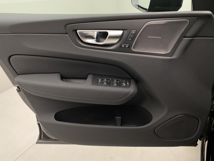 Volvo XC60 T6 AWD AUT DARK PLUS