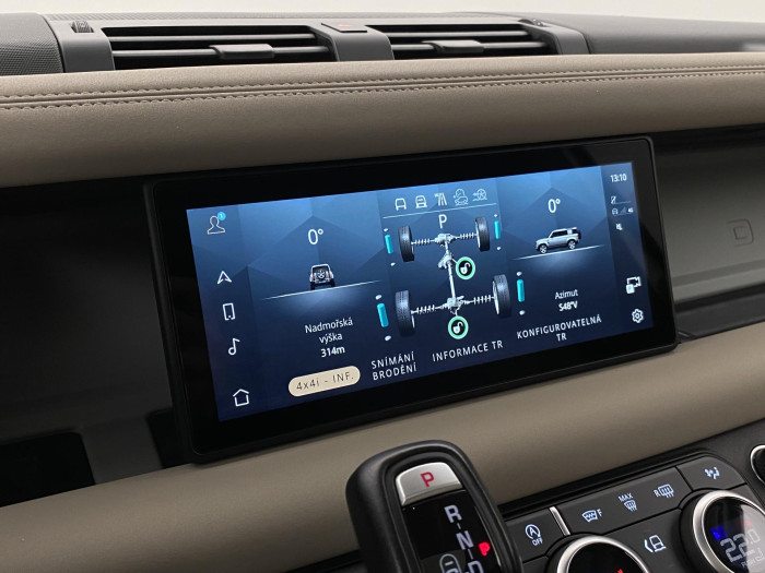 Land Rover Defender 110 P400 SE AWD AUT REZERVACE 3.0 SE