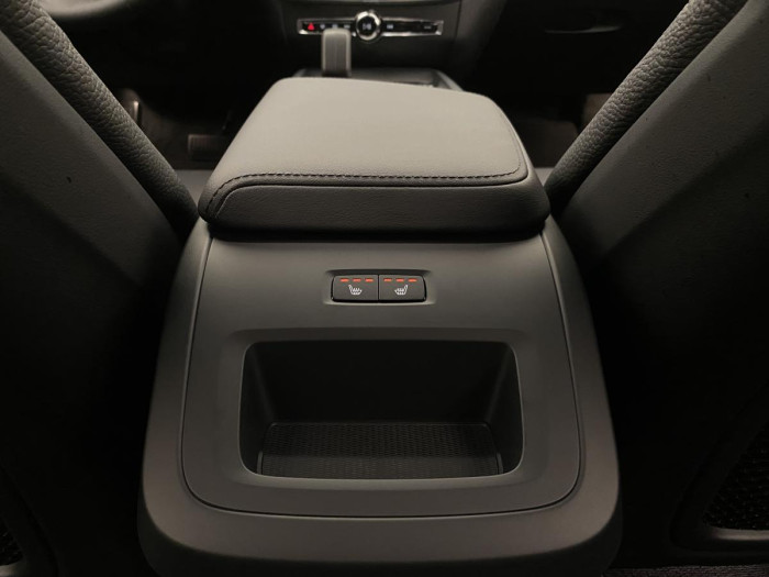Volvo V60 B4 PLUS AUT CZ 1.maj. 2.0 Plus