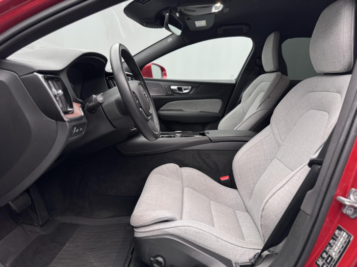 Volvo V60 T8 AWD RECHARGE INSCRIPTION