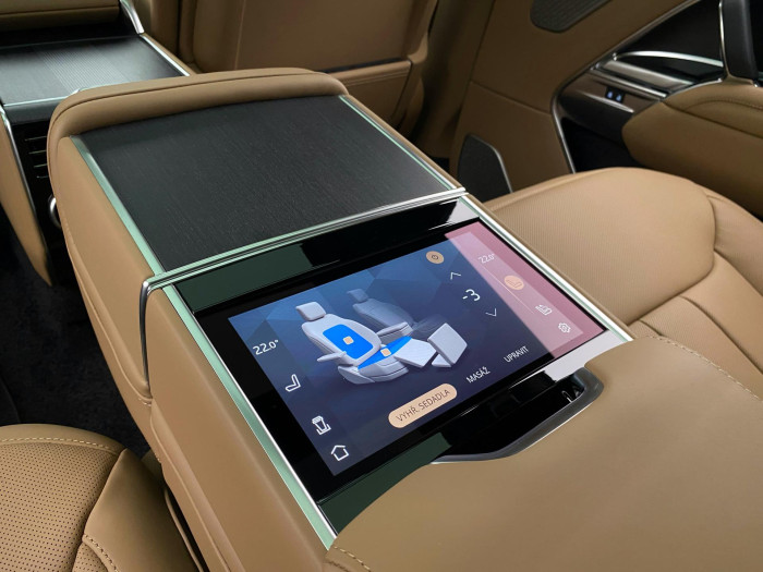 Land Rover Range Rover D350 AUTOBIOGRAPHY LWB 3.0 d