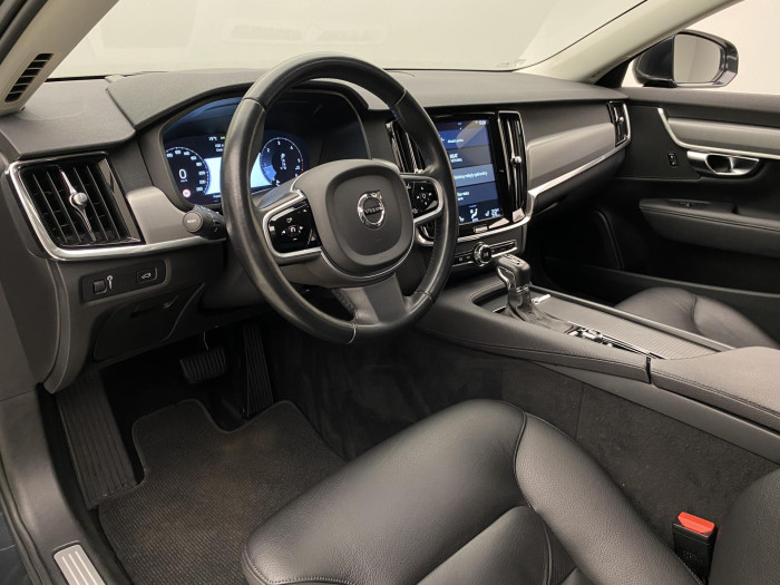 Volvo V90 D4 MOMENTUM AUT 2.0 d Momentum