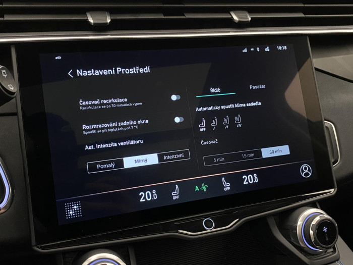 Lynk & Co 01 PHEV DCT AUT REZERVACE