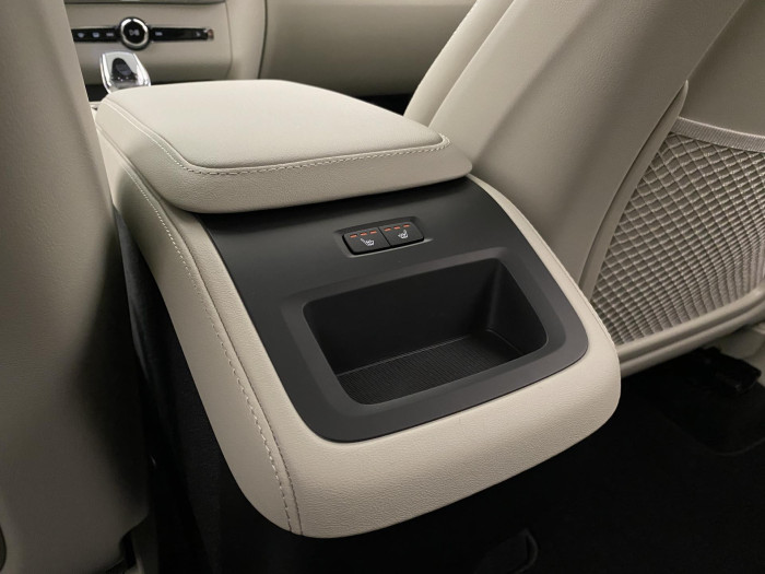 Volvo XC90 B5 AWD AUT BRIGHT PLUS 7míst