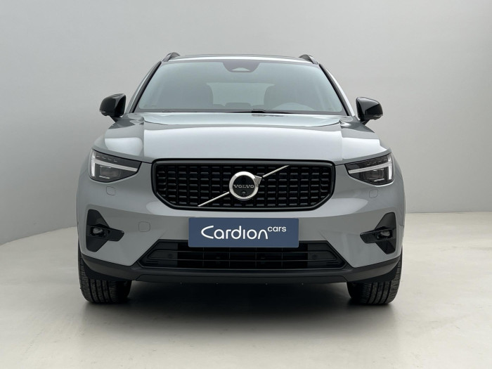 Volvo XC40 B4 DARK ULTRA AUT
