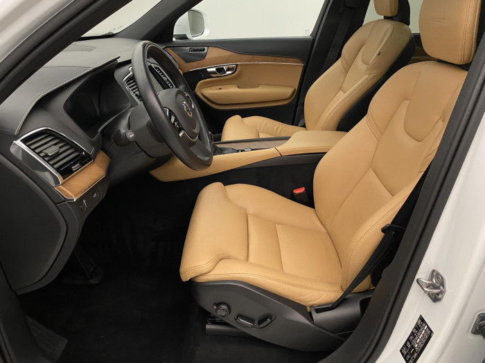 Volvo XC90 D5 AWD INSCRIPTION CZ 7míst 2.0 d