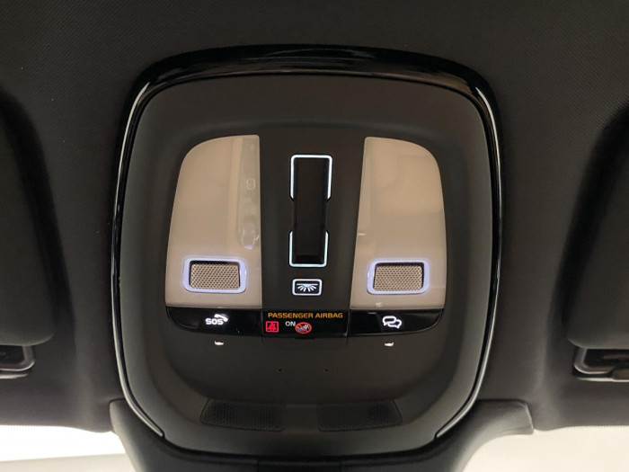 Volvo V90 T6 AWD RECHARGE REZERVACE