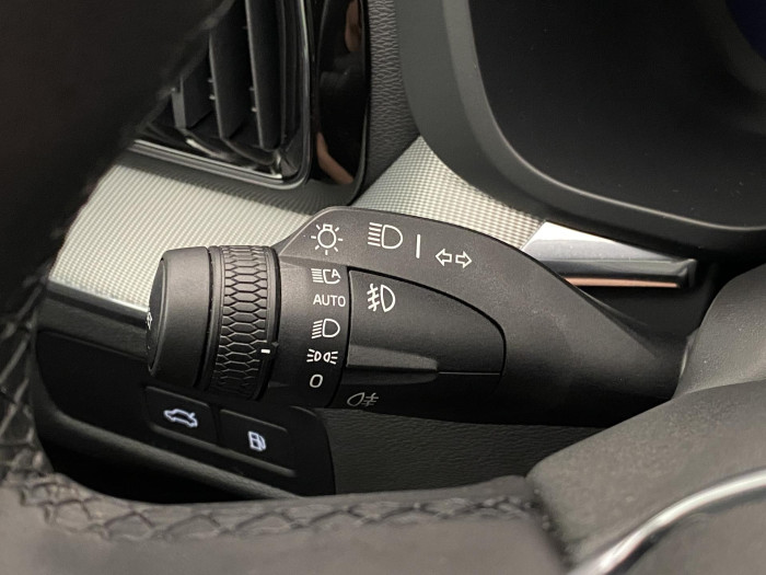 Volvo XC60 T6 AWD PLUG-IN DARK PLUS AUT