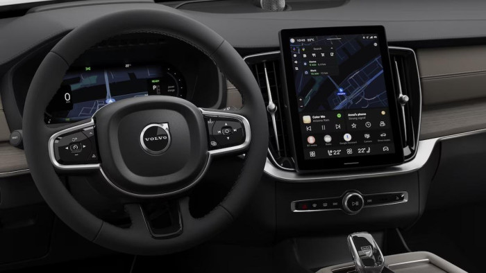 Volvo XC90 T8 AWD RECHARGE DARK ULTRA 7m