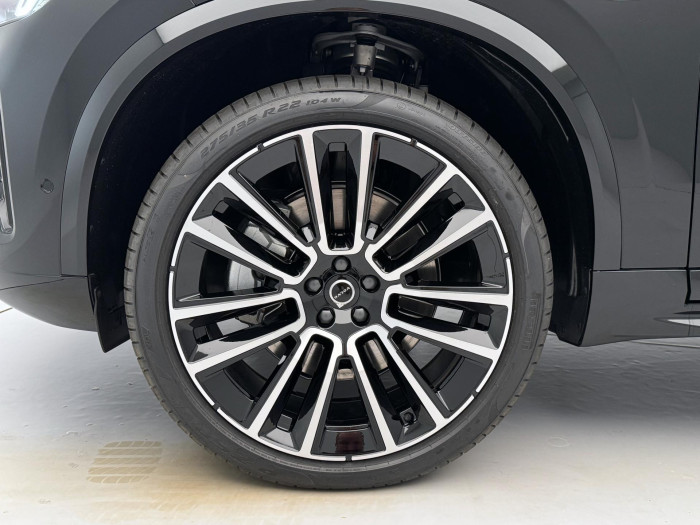 Volvo XC90 T8 AWD RECHARGE DARK ULTRA 7m
