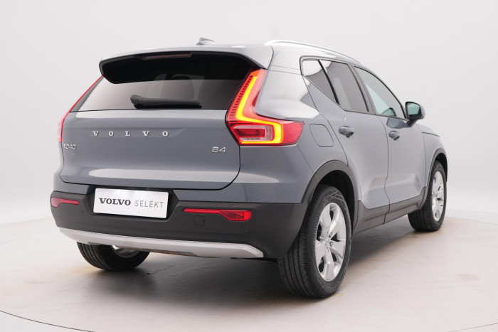 Volvo XC40 B4 MOMENTUM PRO AUT 2.0 Momentum