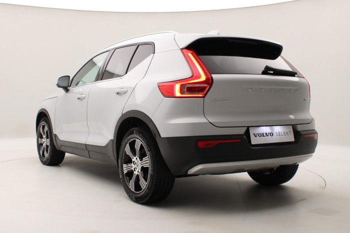 Volvo XC40 B4 INSCRIPTION AUT REZERVACE
