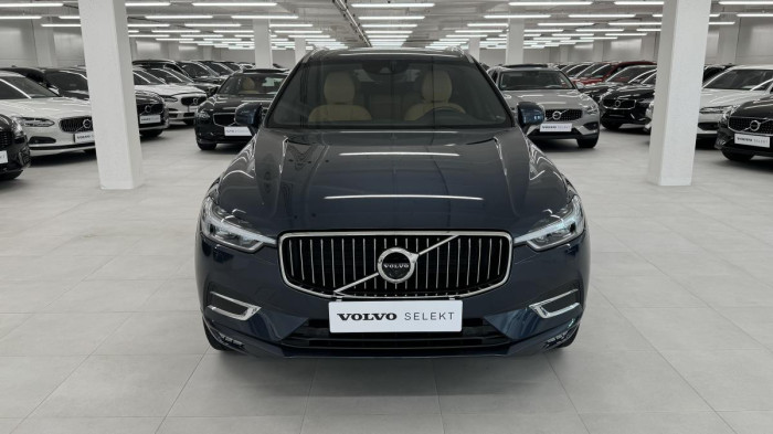 Volvo XC60 B4 AWD INSCRIPTION REZERVACE
