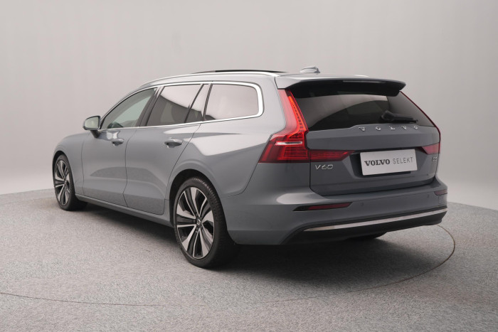 Volvo V60 B5 BRIGHT PLUS AUT REZERVACE