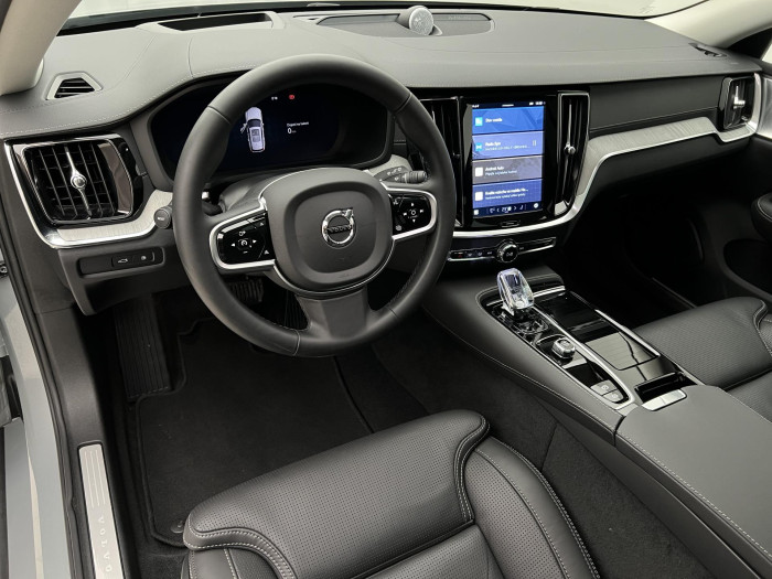 Volvo V60 T6 AWD RECHARGE ULTRA BRIGHT