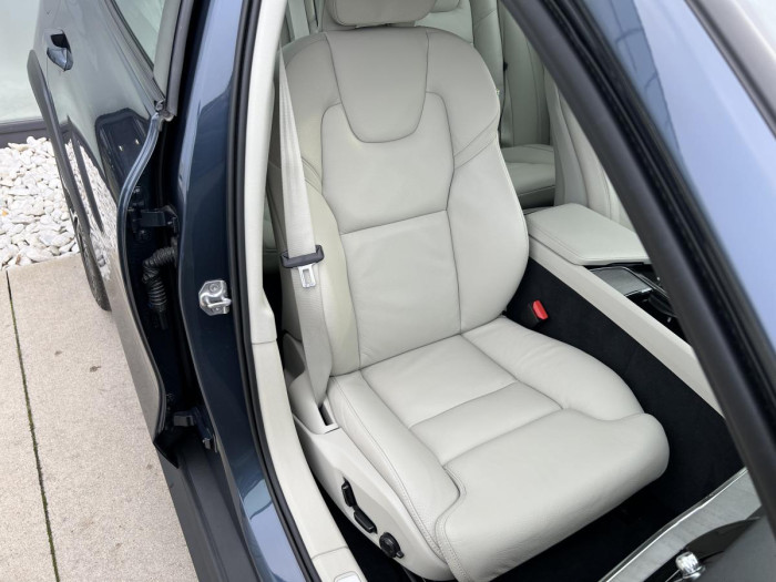 Volvo V60 CROSS COUNTRY B5 AWD Aut 1.maj