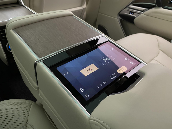 Land Rover Range Rover D350 AUTOBIOGRAPHY LWB 3.0 d