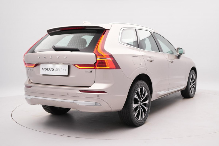 Volvo XC60 B4 AWD PLUS BRIGHT AUT CZ