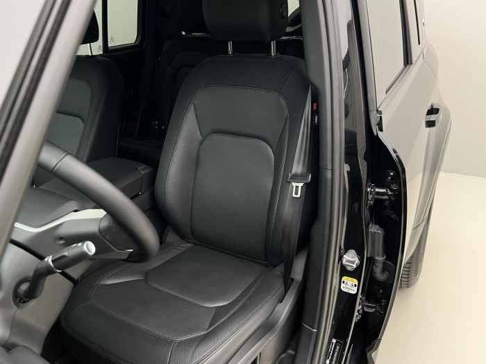 Land Rover Defender 110 D300 X-DYNAMIC 3.0 d Dynamic