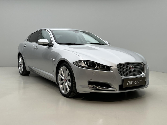 Jaguar XF 3.0 V6D LUXURY AUT CZ 3.0 d Luxury