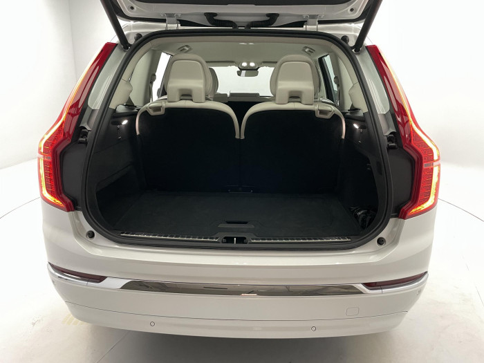Volvo XC90 B5 AWD AUT BRIGHT PLUS 7-míst