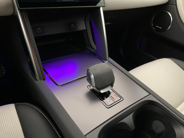 Land Rover Discovery Sport D200 R-DYNAMIC SE AWD AUT 2.0 d Dynamic SE