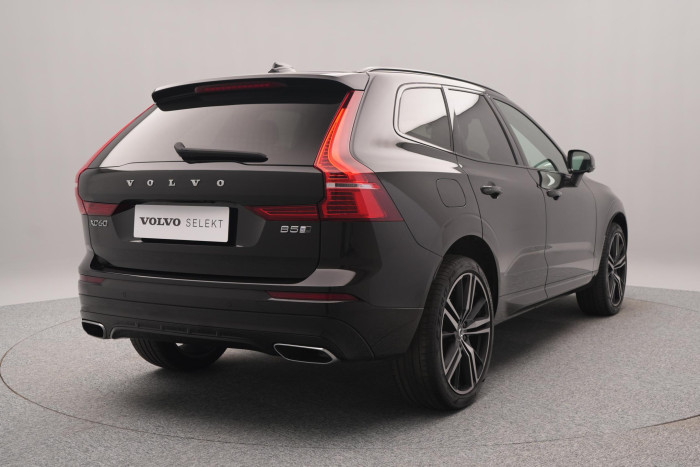Volvo XC60 B5 AWD R-DESIGN AUT