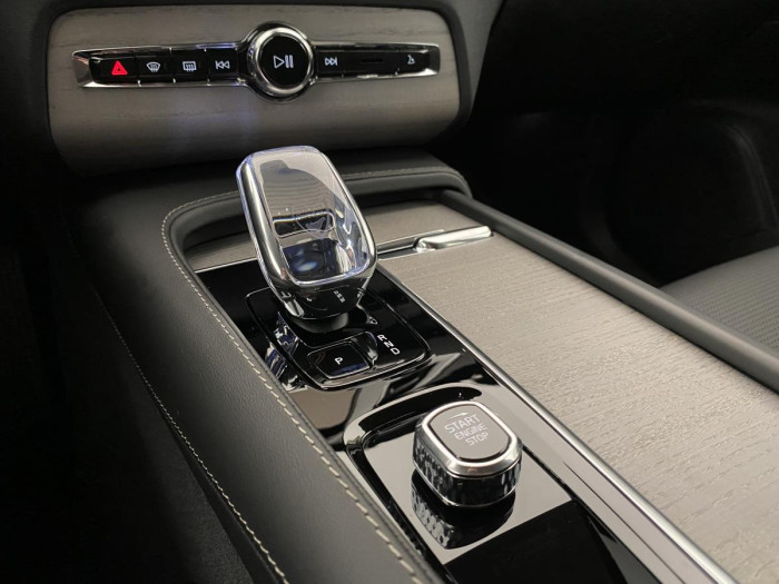 Volvo XC90 B5 AWD AUT BRIGHT PLUS 7míst 2.0 Plus