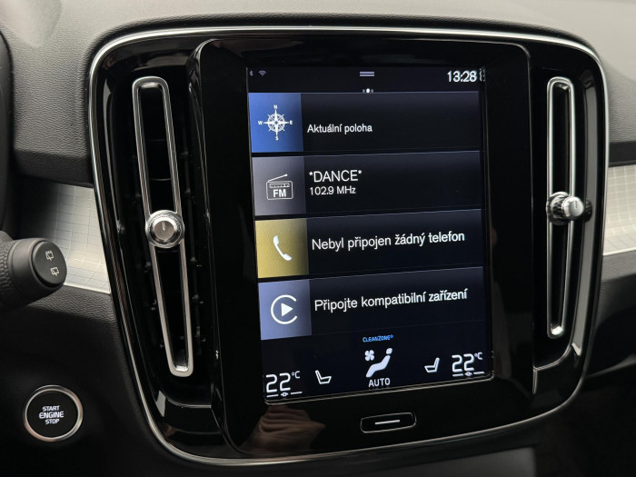 Volvo XC40 D3 AWD MOMENTUM CZ 1.maj 2.0 d Momentum