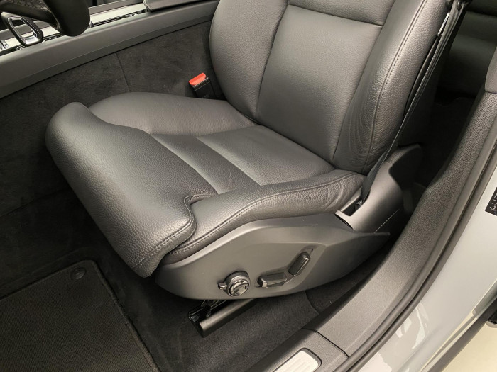 Volvo XC60 B5 AWD DARK ULTIMATE AUT CZ