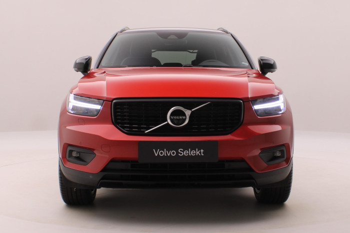 Volvo XC40 B4 AWD R-DESIGN AUT CZ