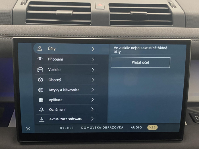 Land Rover Defender 110 D250 SE AWD AUT REZERVACE 3.0 d SE