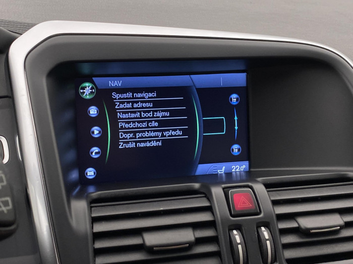 Volvo XC60 D5 AWD SUMMUM AUT CZ 2.4 d Summum