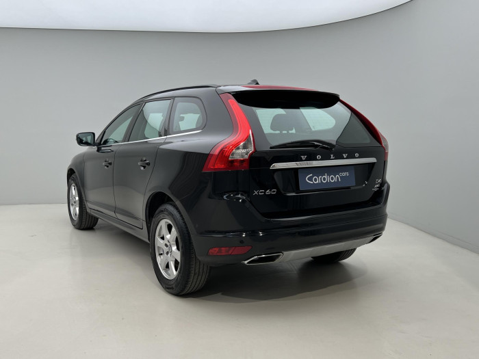 Volvo XC60 D4 AWD MOMENTUM AUT CZ 2.4 d Momentum