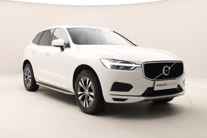 Volvo XC60 B5 AWD MOMENTUM - REZERVACE 2.0 Momentum