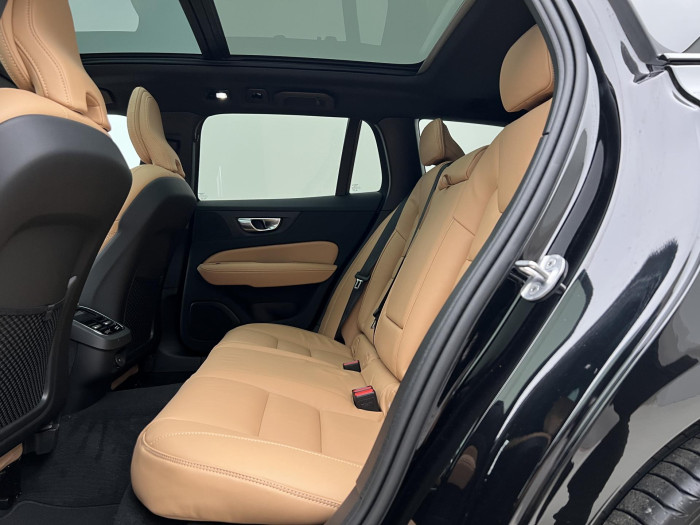 Volvo V60 B4 DARK ULTRA AUT