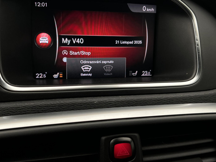 Volvo V40 D3 MOMENTUM AUT CZ 2.0 d Momentum