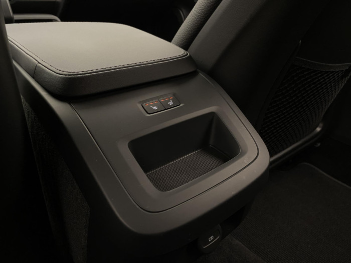 Volvo V90 CC B4 AWD PLUS AUT  REZERVACE