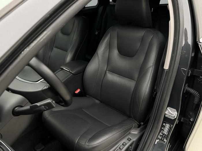 Volvo V60 D4 SUMMUM AUT 2.0 d Summum