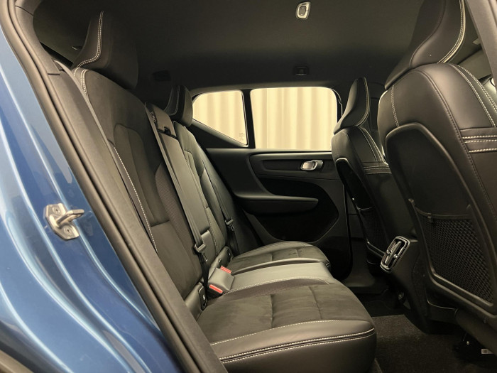 Volvo XC40 D4 AWD R-DESIGN AUT CZ 2.0 d