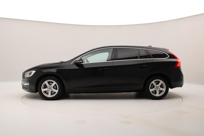 Volvo V60 D2 MOMENTUM REZERVACE 2.0 d Momentum