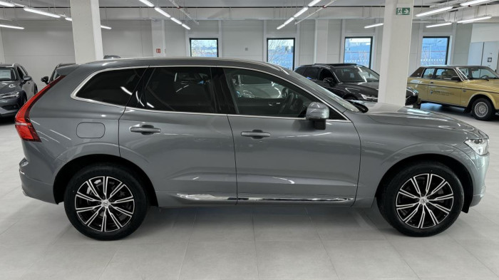 Volvo XC60 B5 AWD INSCRIPTION REZERVACE