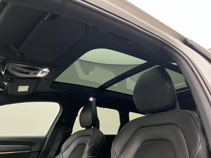 Volvo V90 D5 AWD R-DESIGN AUT CZ 2.0 d