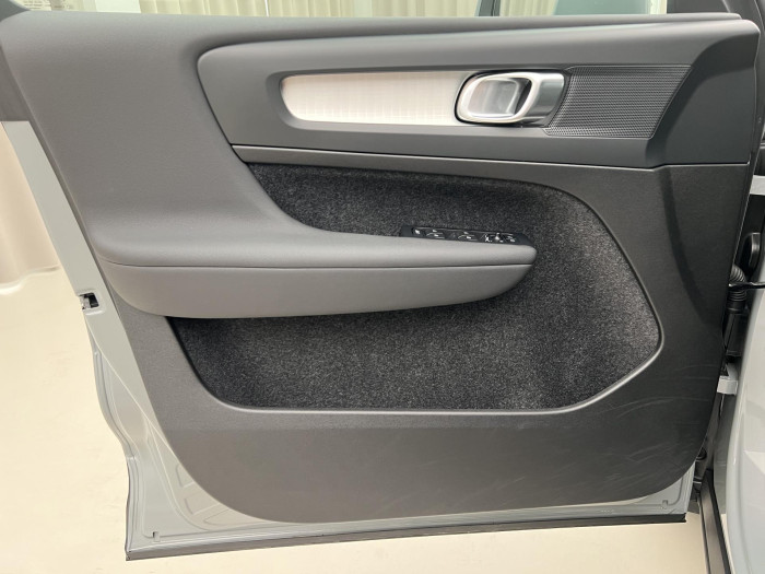 Volvo XC40 B4 CORE AUT 1.maj.